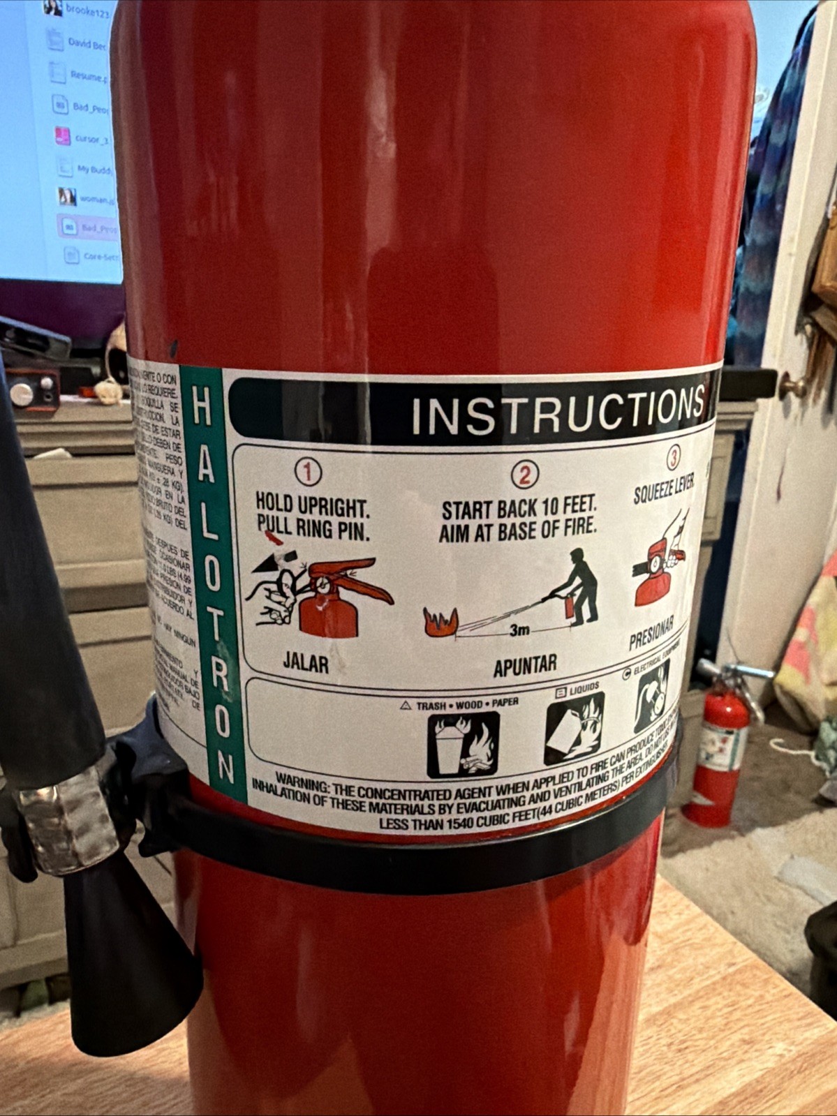 Clean Agent Fire Extinguisher – Large 11 lb. Halotron – Excellent Condition!