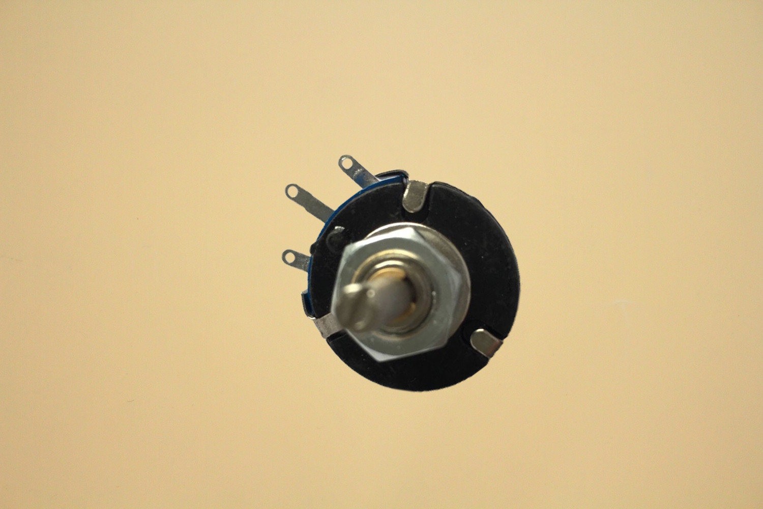WX14-12 2.2K 2K2 ohm 4mm Dia Shaft Single Turn Wire Wound Potentiometer 3W