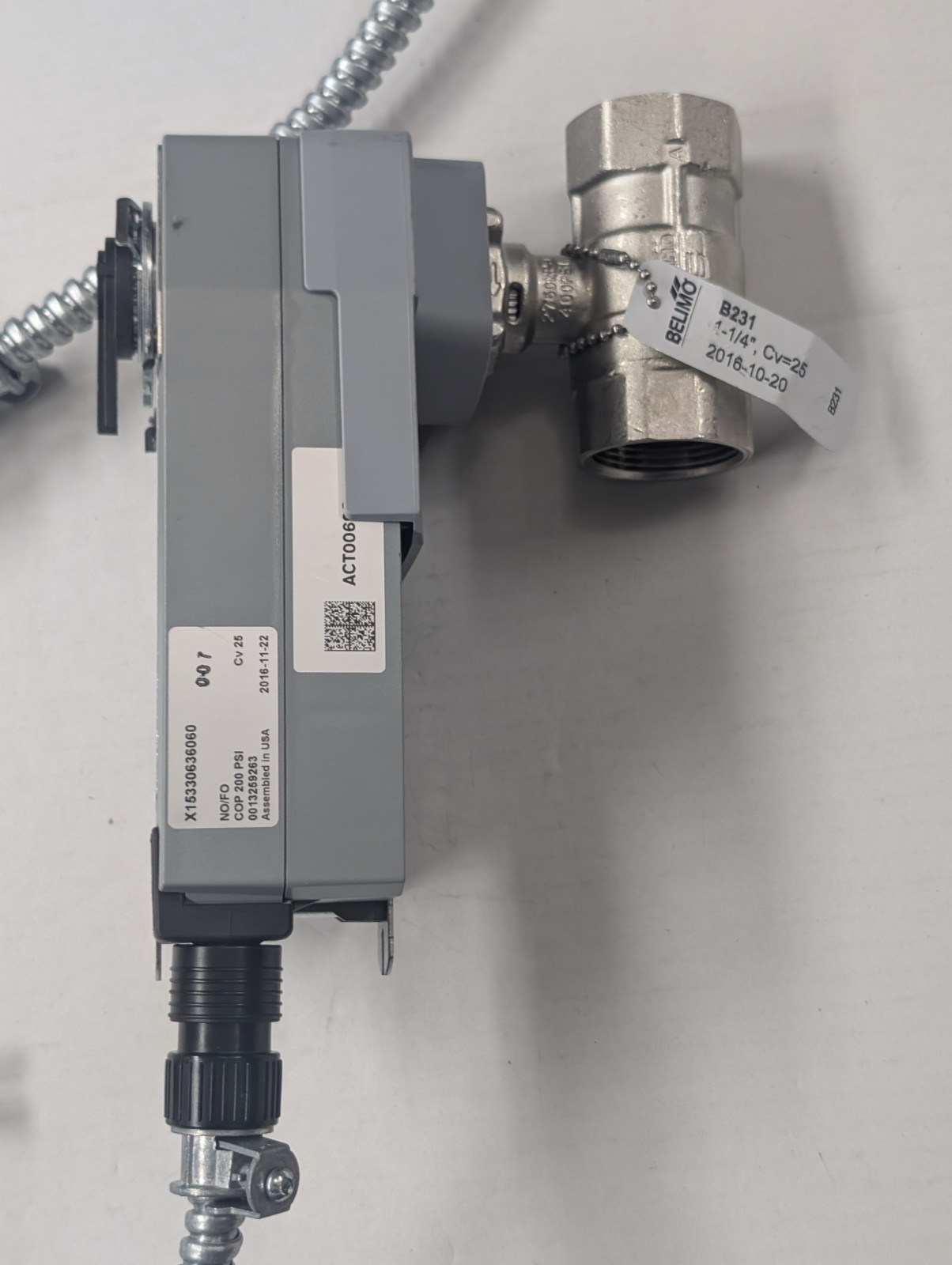 Trane ACT00693 Belimo B231 Actuated Ball Valve 1-1/4″ 24V Spring Return Cv=25