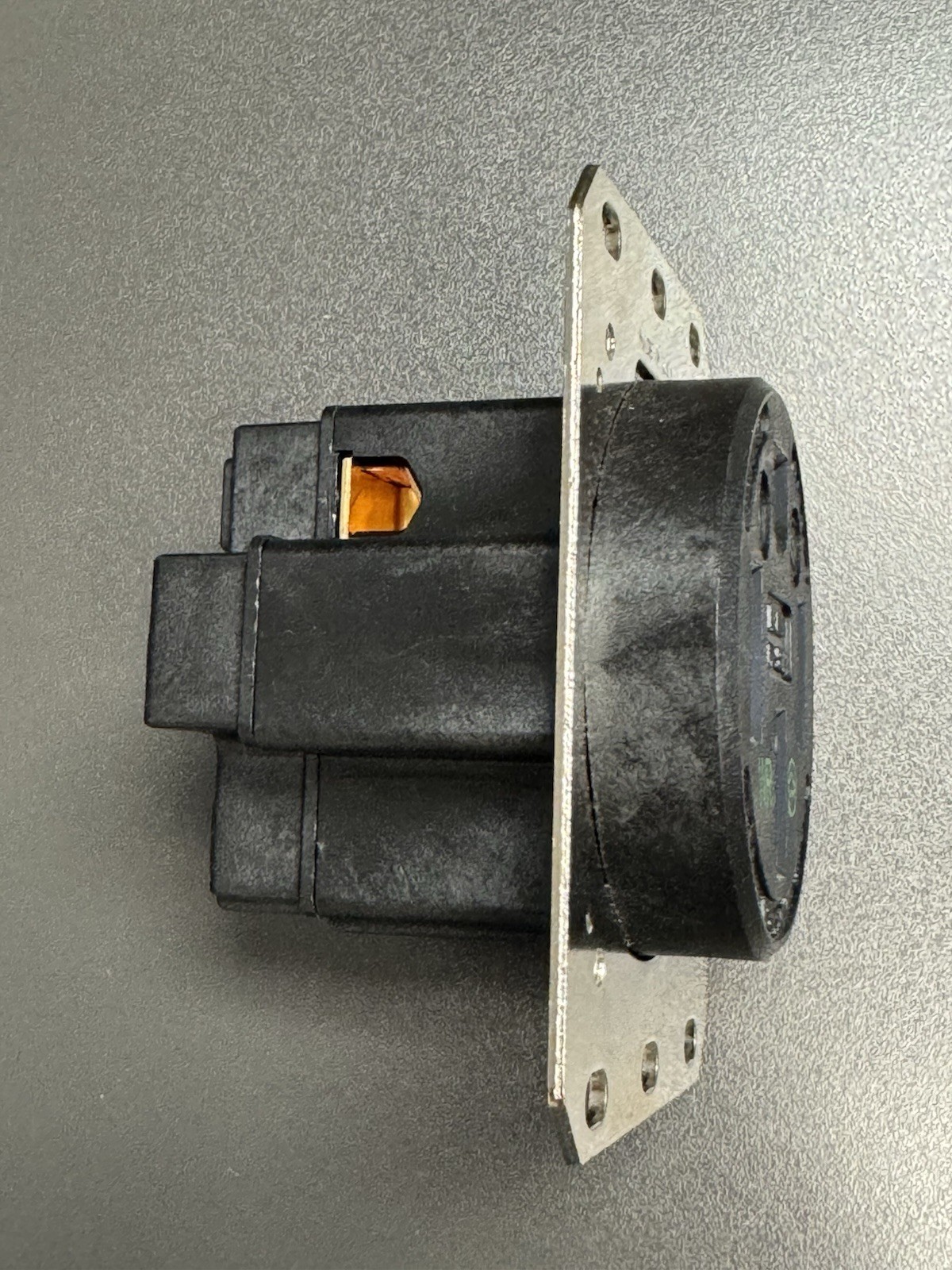 New HBL9450A Hubbell Receptacle 50A 125/250V NEMA 14-50R Marked For EV Charging