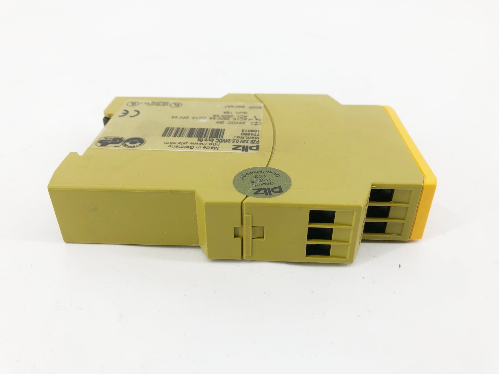 New Pilz PZE X4V 0,5/24VDC 4N/O FIX Safety Relay 24VDC 2W 774580