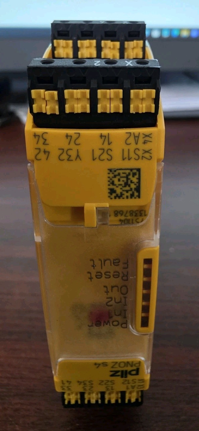 USED PILZ PNOZ s4 751104 C 24VDC 3n/o 1 n/c Safety Switch Relay – U.S. SELLER
