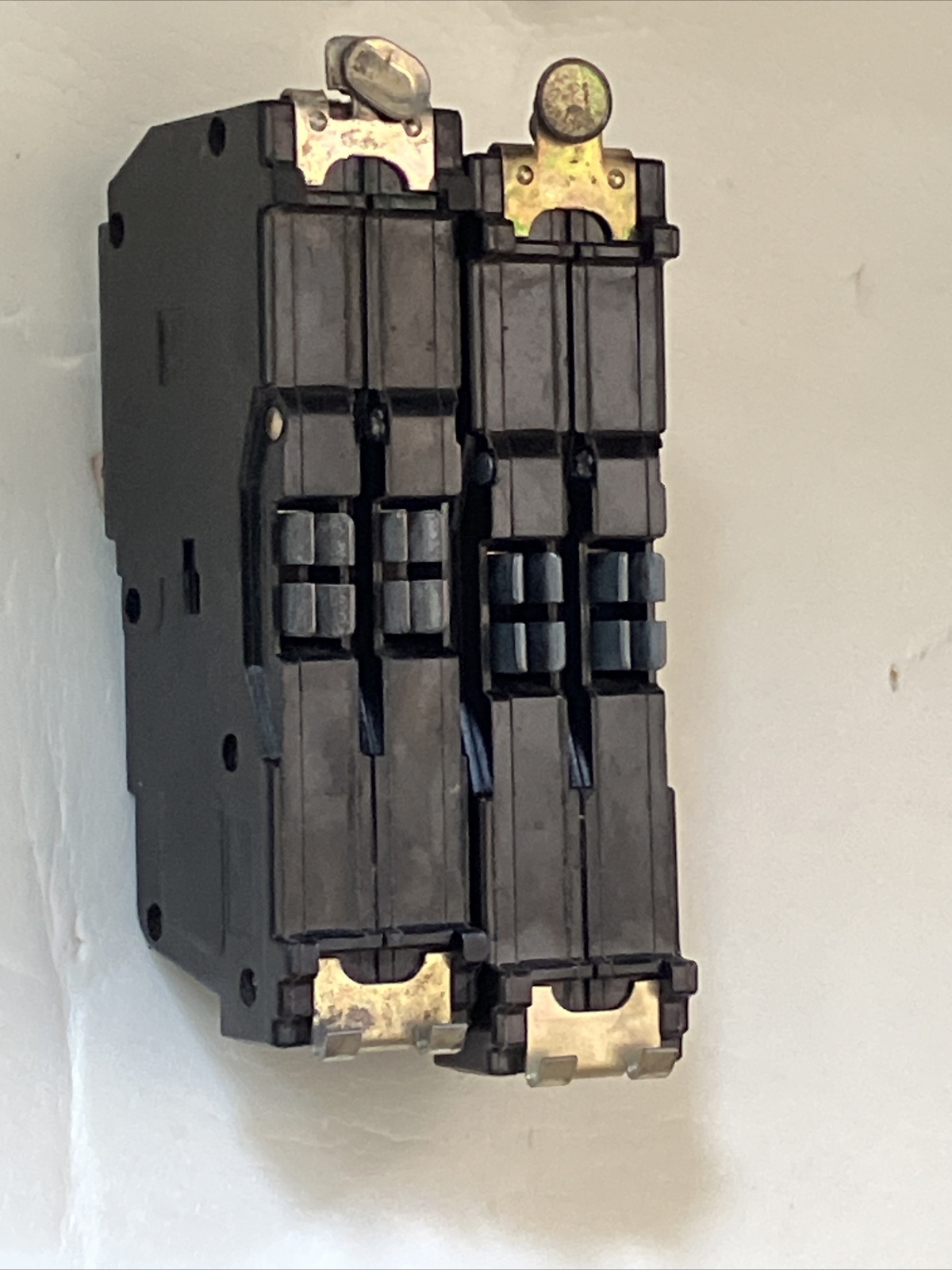 Cutler Hammer 90 Amp 2 Pole CH Circuit Breaker Eaton CH290 Long 240VAC CH290L