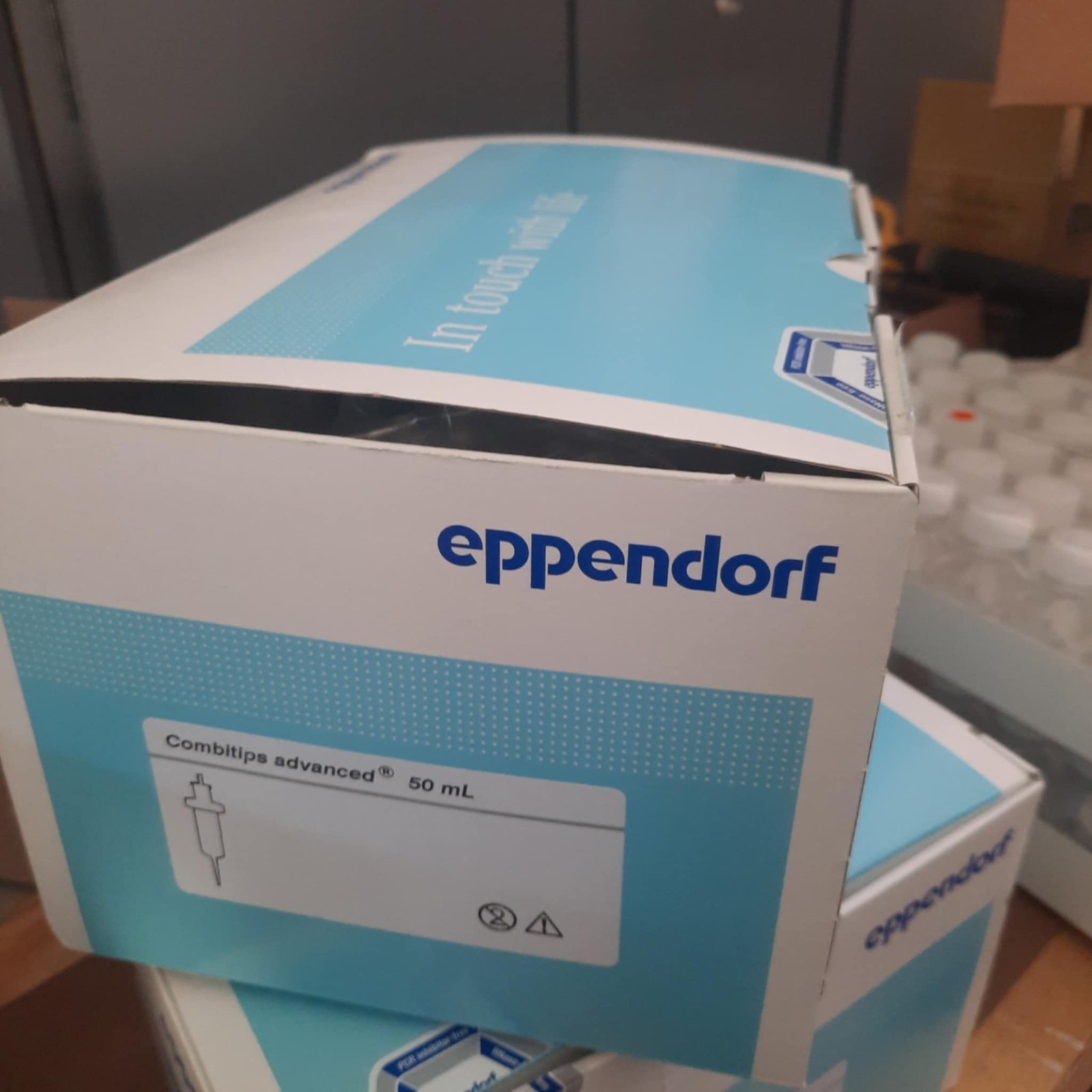 Eppendorf Combitips advanced® 50 mL – 25tips/box, Expires 08/2027