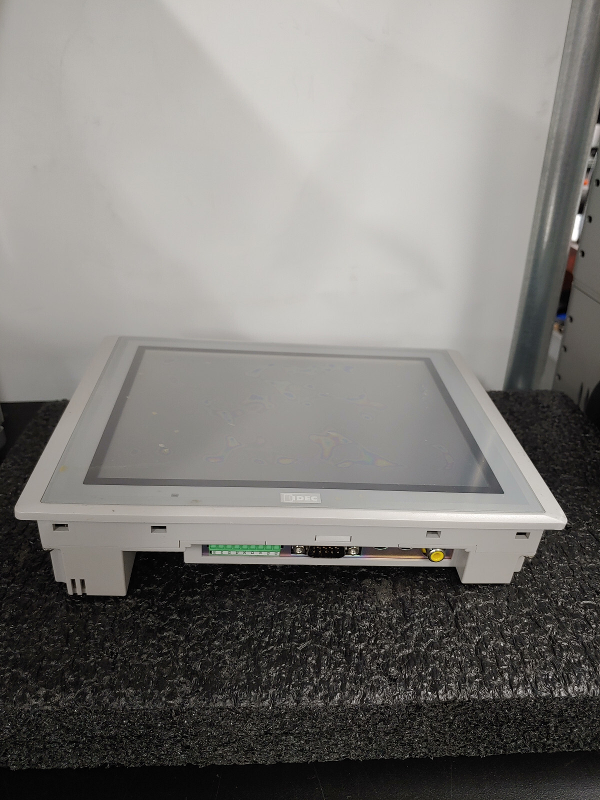 IDEC HG3G-8JT22MF-W High Performance OI Touchscreen 8.4 TFT 65K Color