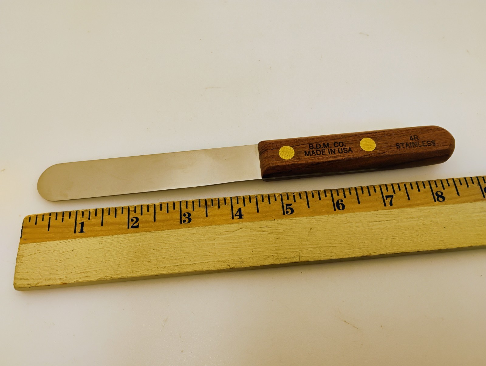 USA Dental Spatula 4R Stainless Wood Handle 4.5″X7/8 Stiff Blade Brass Rivets