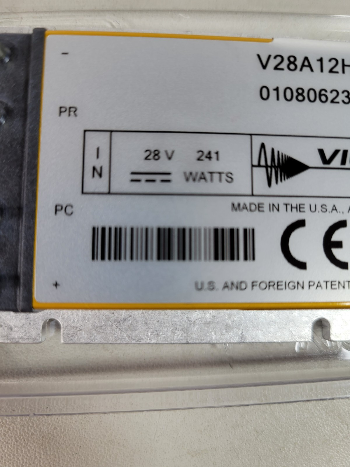 (1 NEW) Vicor V28A12H200BL DC-DC Converter INPUT 28VDC 241W OUTPUT 12VDC 200W