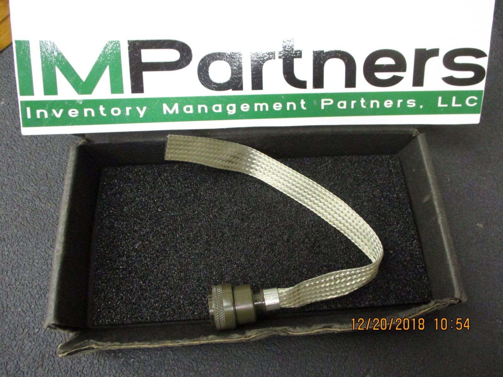 319HS001NF1102-6 GLENAIR CIRCULAR MIL SPEC STRAIN RELIEFS & ADAPTERS BRAND NEW!