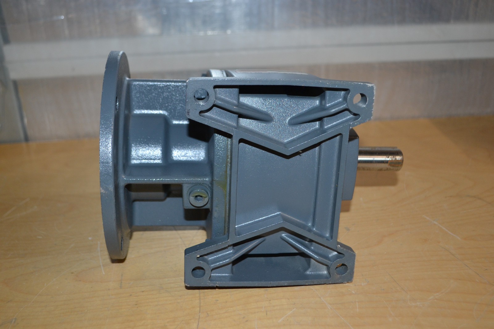 Boston Gear 28169 F612C-8-B5 Speed Reducer 8:1 Ratio 1750 RPM 2.69 IN HP 762 LB