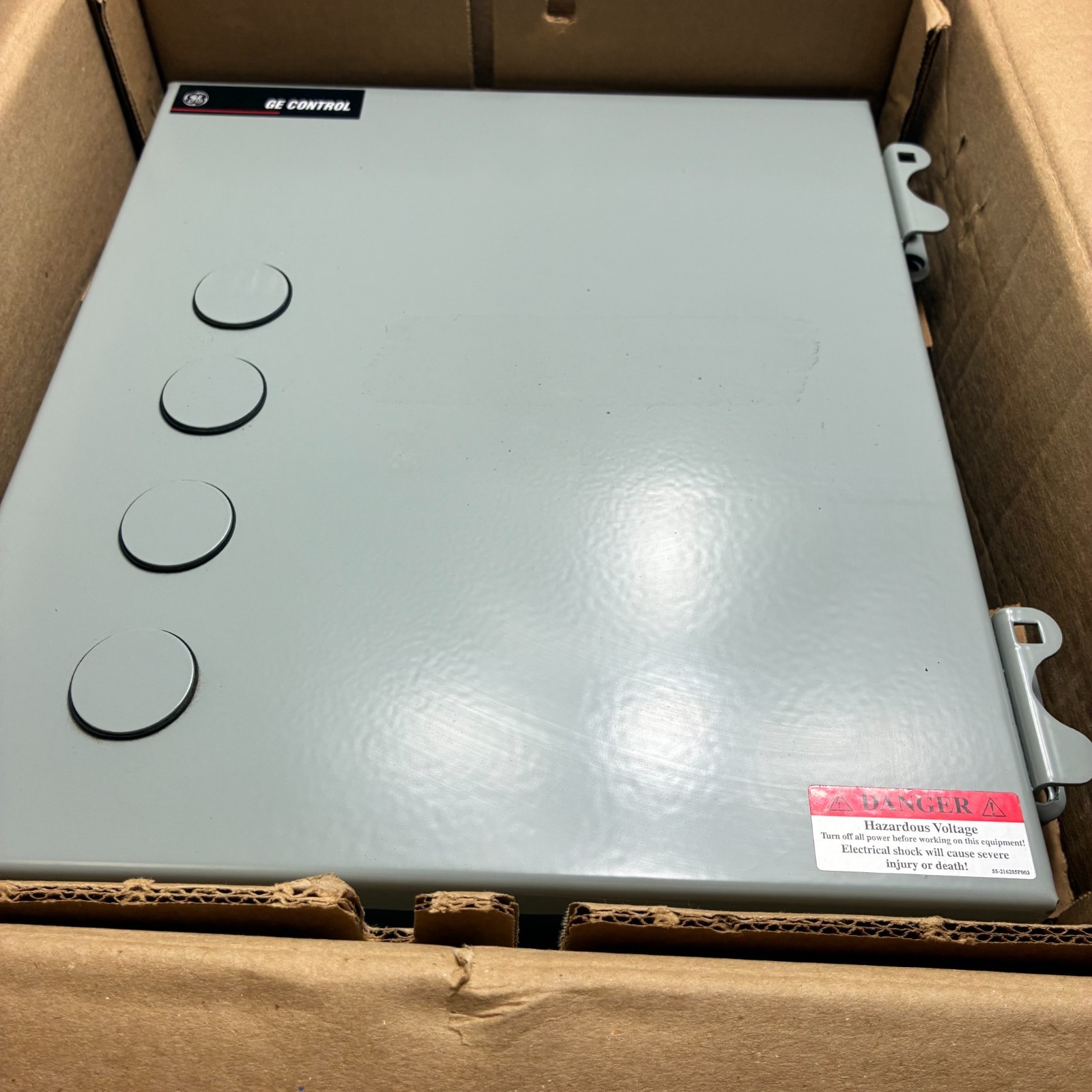 GE 463L20AJA20AA ELECTRICALLY HELD LIGHTING CONTACTOR 30A