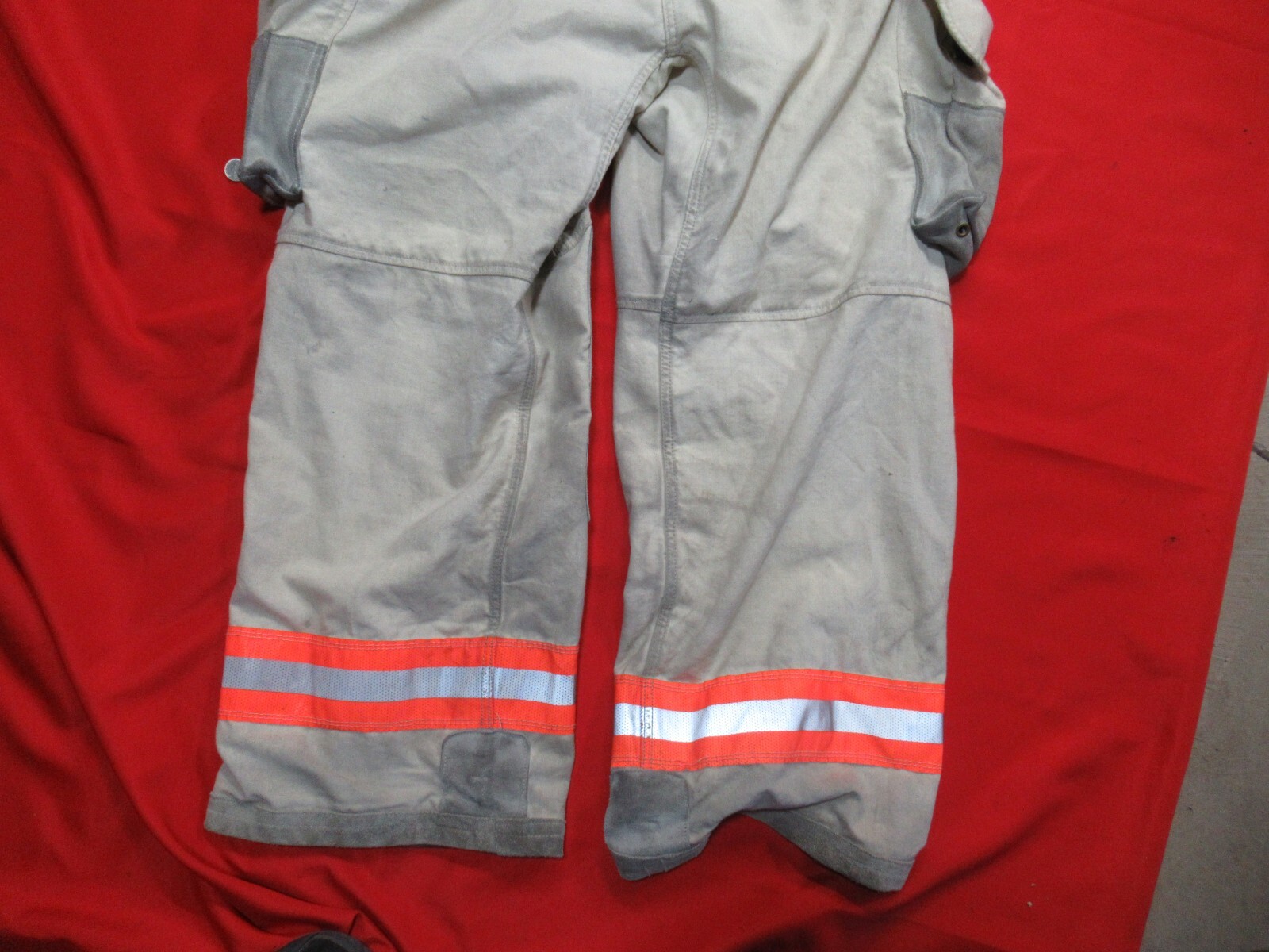 ## OUTER SHELL ONLY## Lion Janesville 42 X 31 Firefighter Turnout Bunker PANTS
