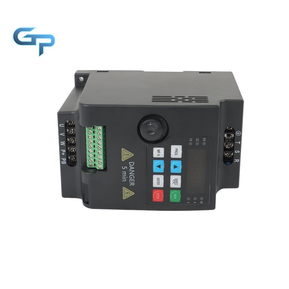 VFD Single To 3 Phase Variable Frequency Drive 2.2kW 3HP 220V Inverter