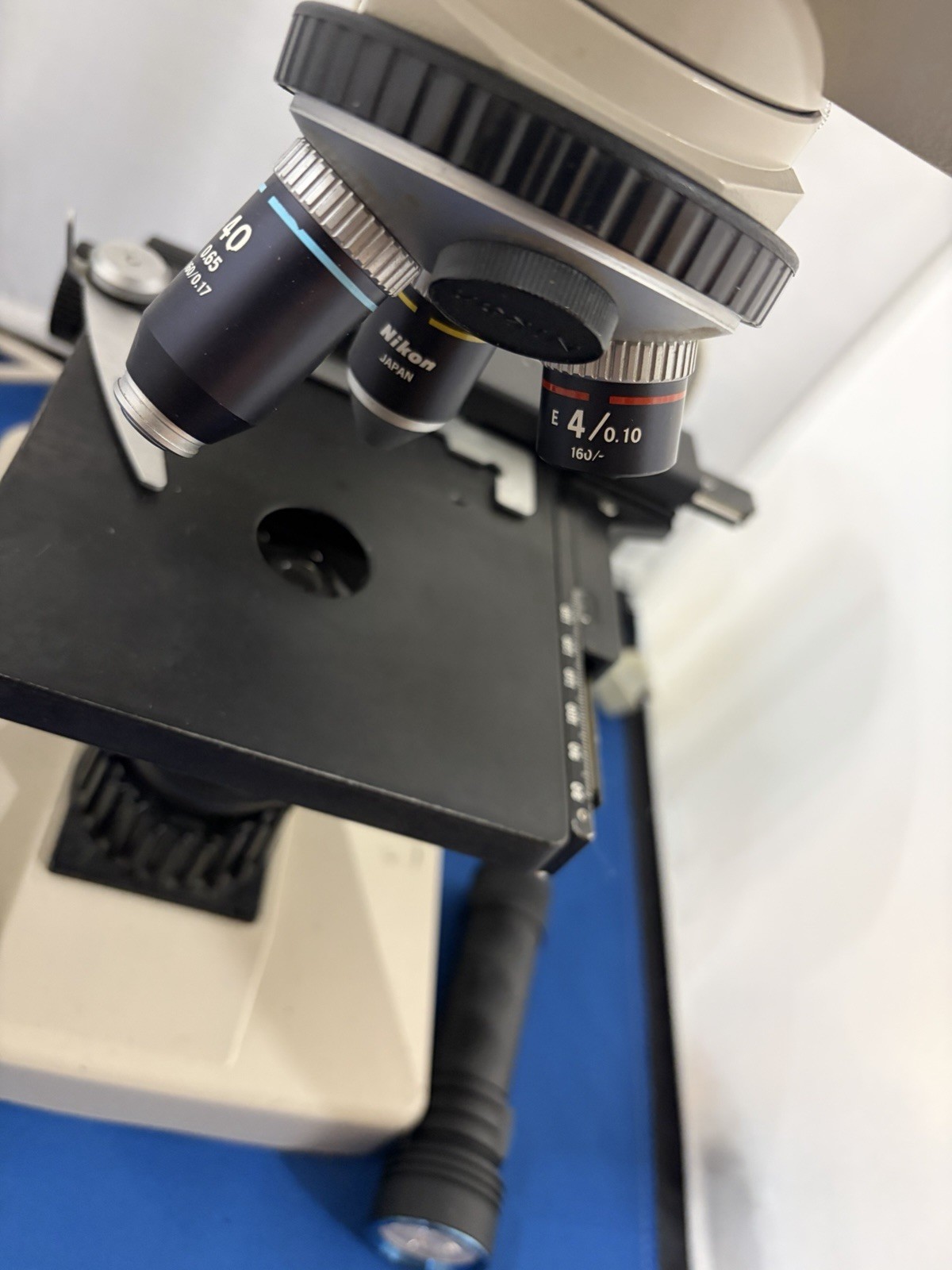 Nikon Alphaphot YS Binocular Microscope with 3 Objectives & Eyepieces