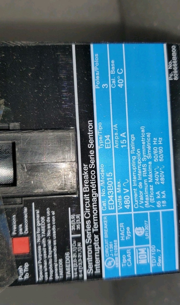 Siemens SENTRON 600V~ Max. 15A 3-Pole Circuit Breaker ED43B015 NEW-OLD STOCK