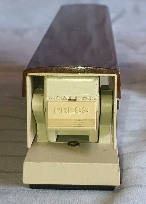 Vintage Acco 30 Stapler Brown & Beige Heavy Duty Metal Made in Chicago, USA 7″