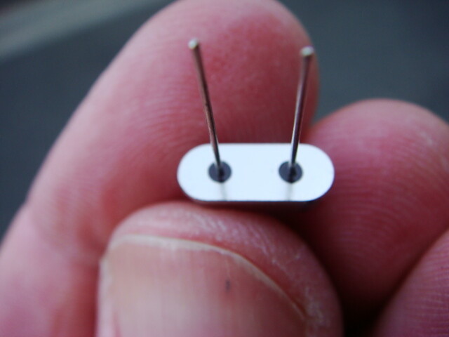 LOT 200 24.000 MHz Crystal Oscillators in HC-49US package – NEW and UNUSED