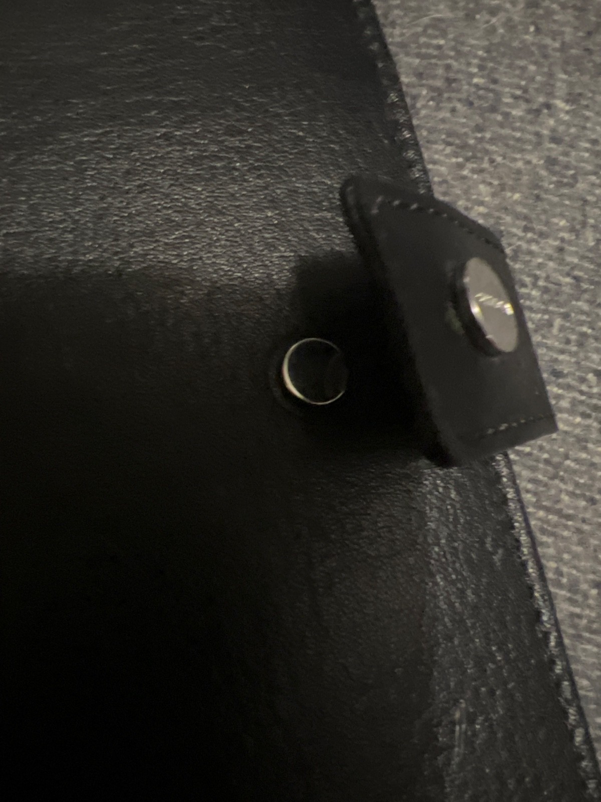 Shinola Lux Leather (Black) Notebook/Portfolio, Magnetic Closure, Pen Loop