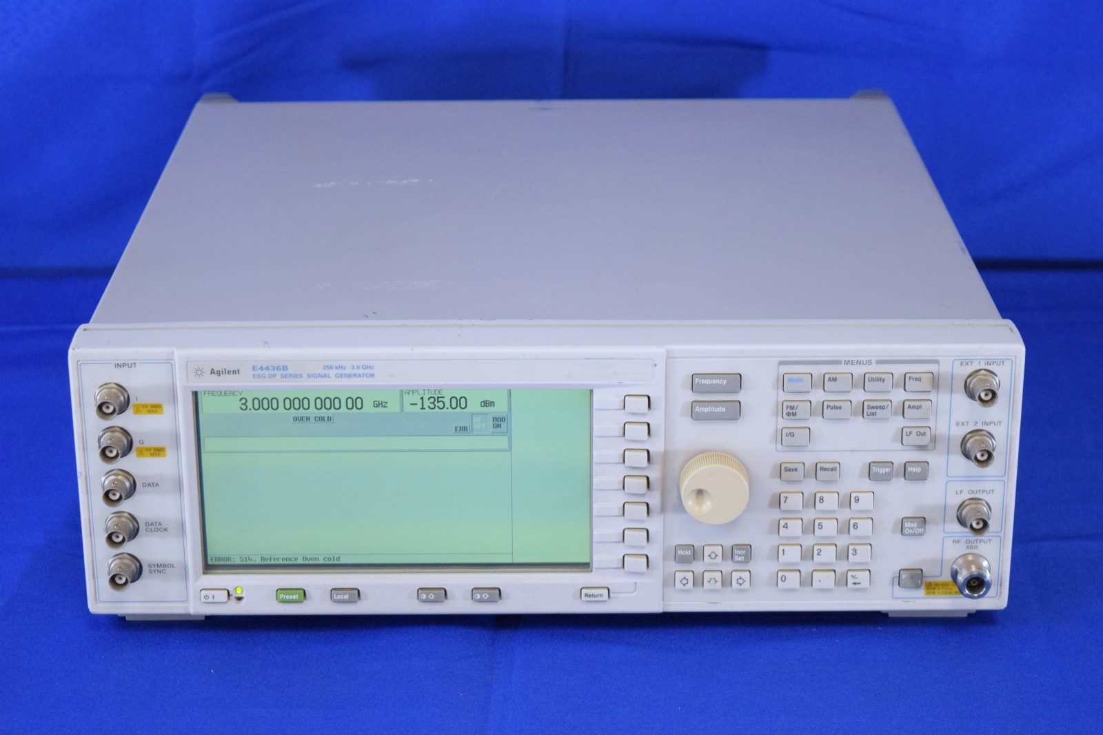 Agilent E4436B /100/UN5/UND ESG-DP Series Signal Generator 250kHz – 3GHz