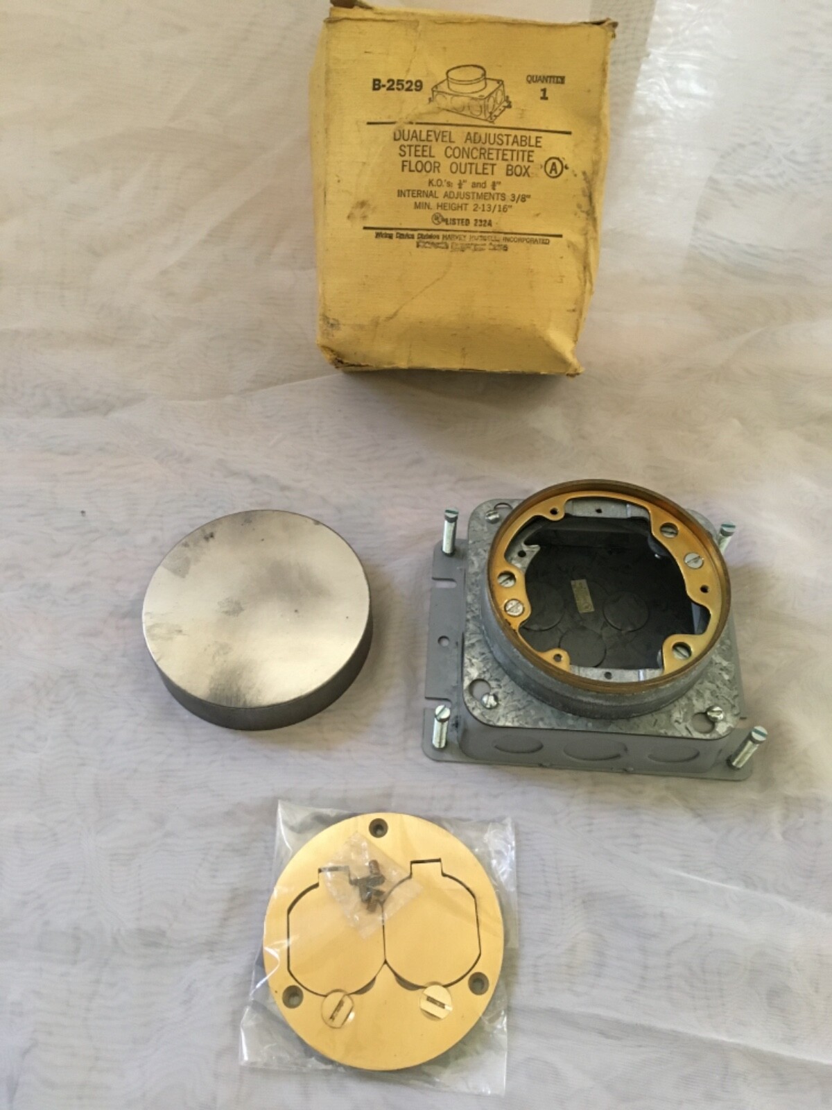 Hubbell Dualevel Adjustable Concretetite Floor Outlet Box B-2529 & Brass Cover