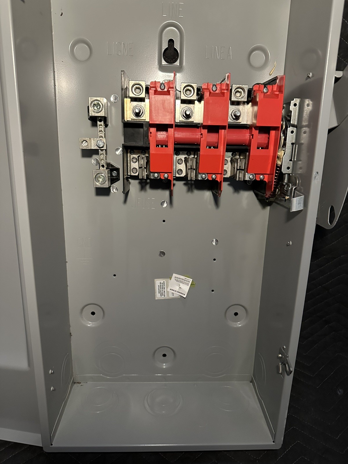 Siemens GF324NR Safety Switch 200A 240V 3P 4W Fused NEMA 3R