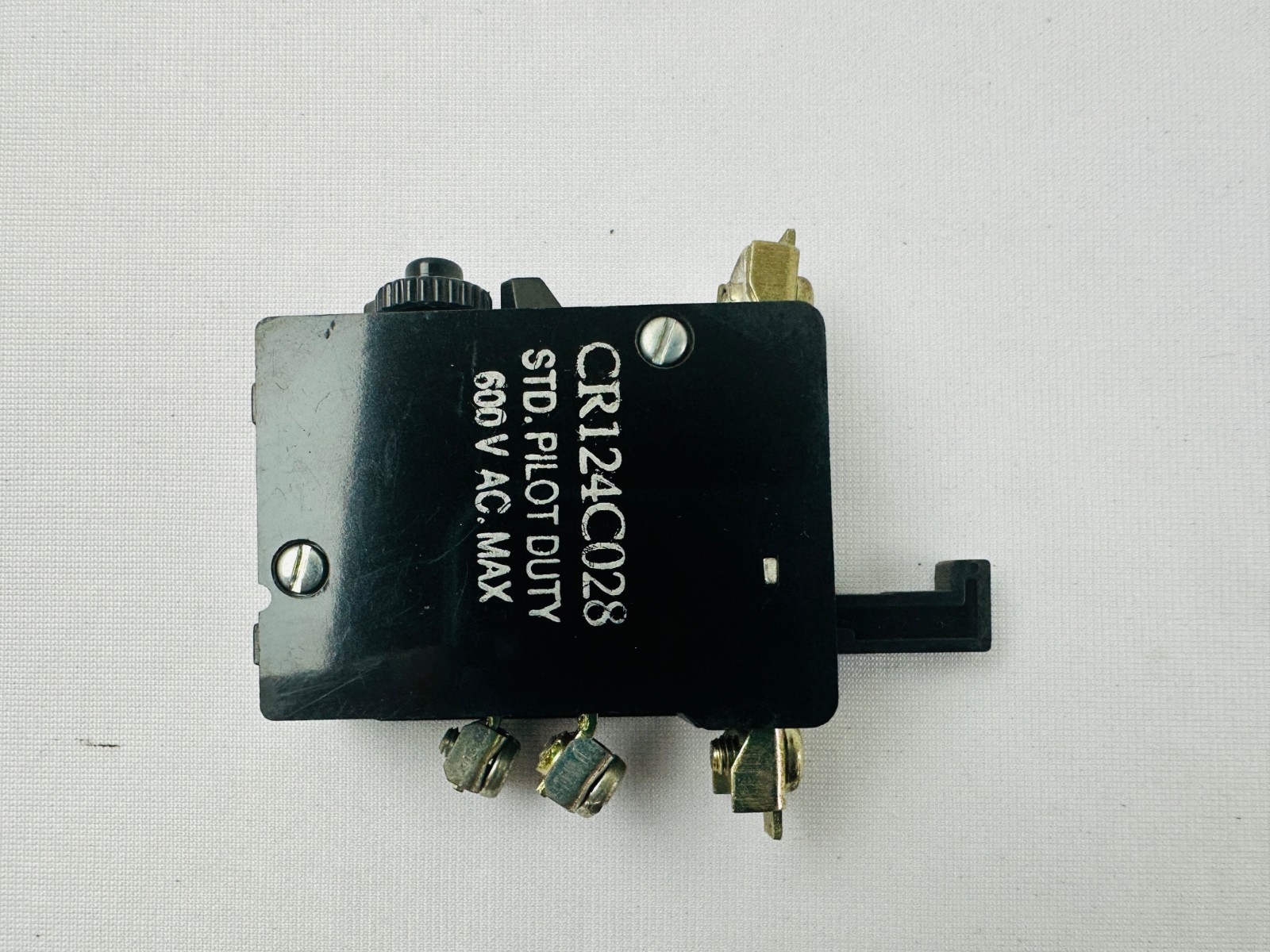 General Electric CR124 CR124C028 Overload Relay 600V AC. MAX