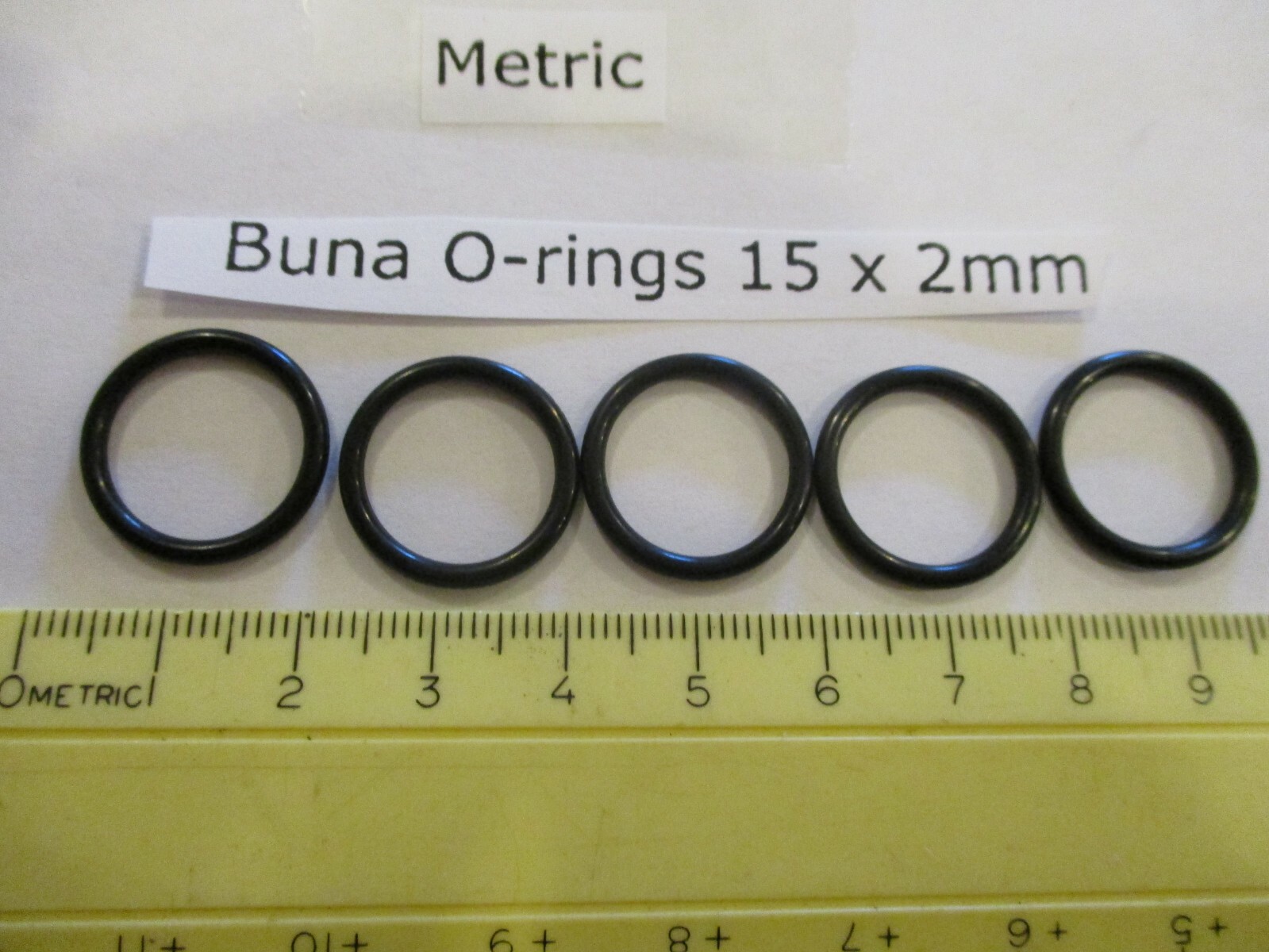 15mm ID x 19mm OD x 2mm thick O-ring. Buna-70. Quan 5.