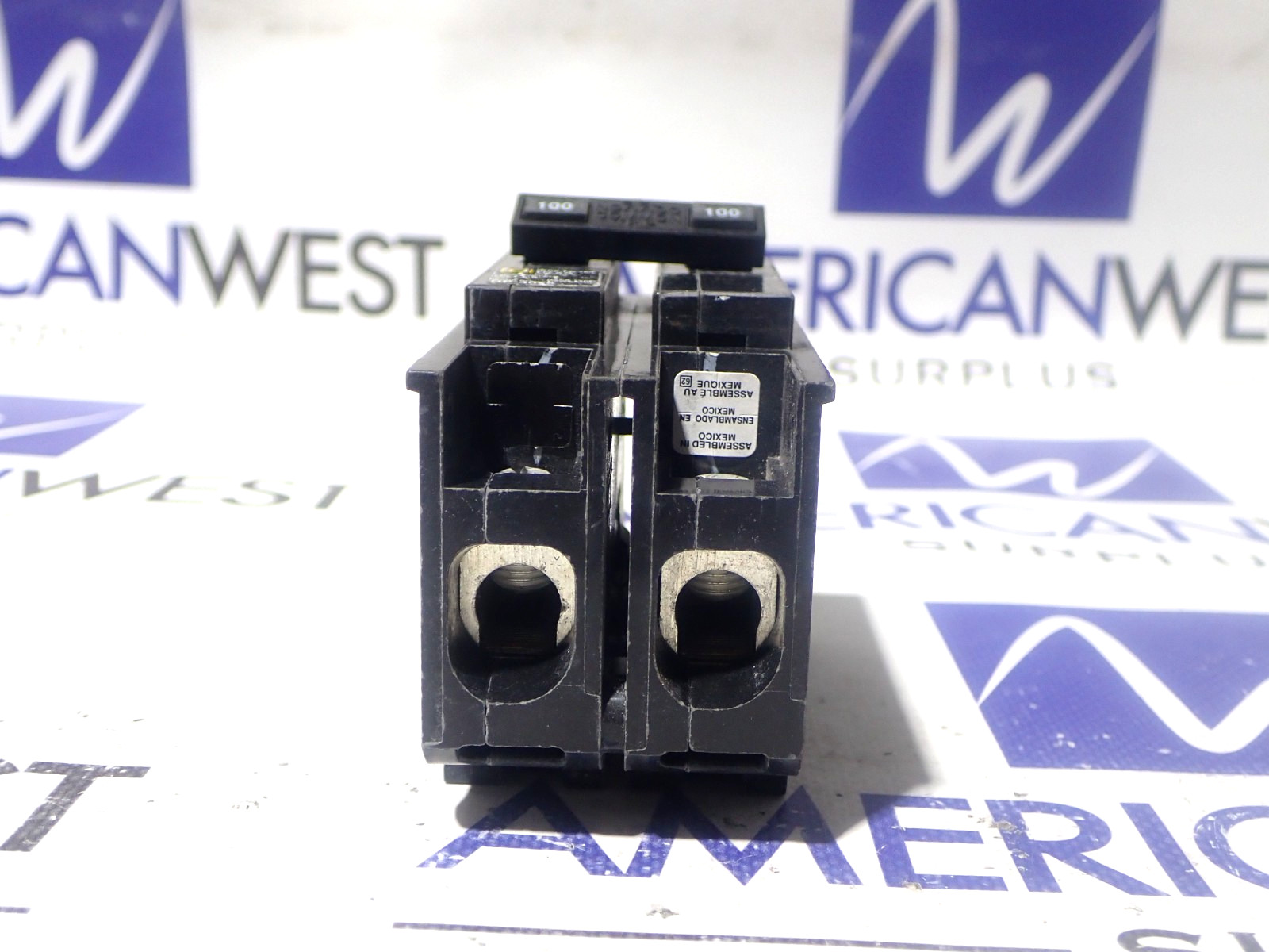 Square D HOM2100 2 Pole 100 Amp 120/240 Volt 10kA Plug On Circuit Breaker