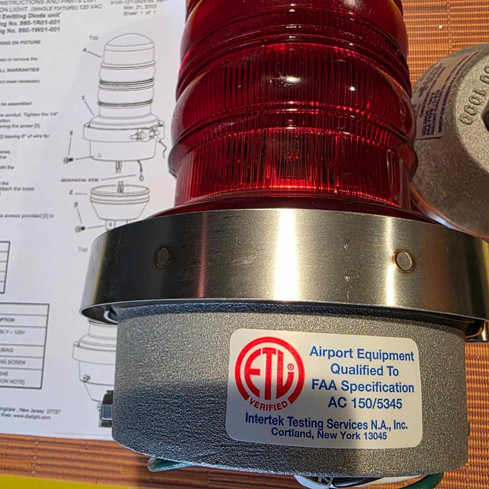 Dialight L-810 Tower Obstruction Lights Red 860-1R01-001 FAA 120 VAC