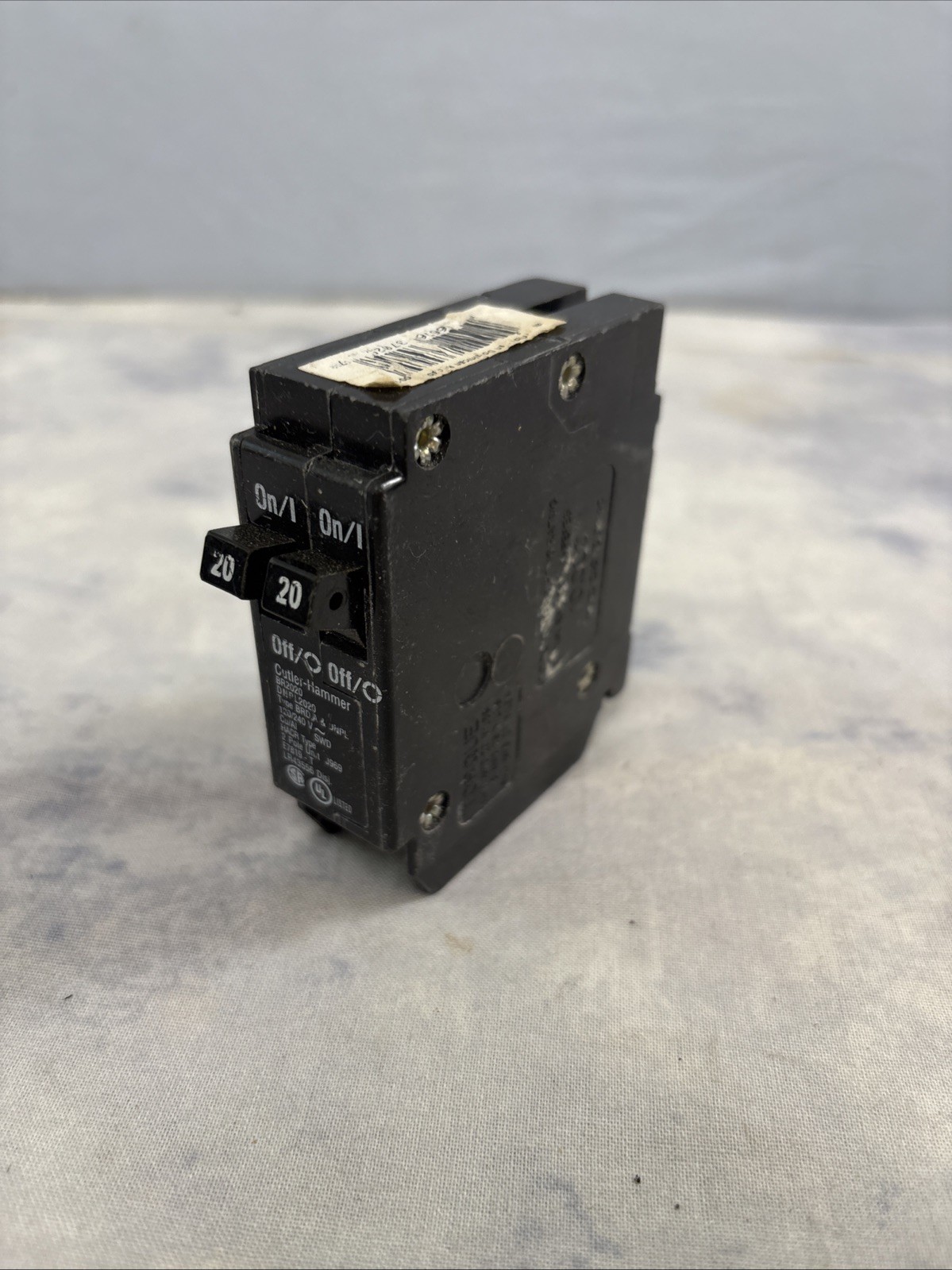 BR2020 20/20 Amp 2 Pole 120/240V Type BRD,A&DNPL Circuit Breaker