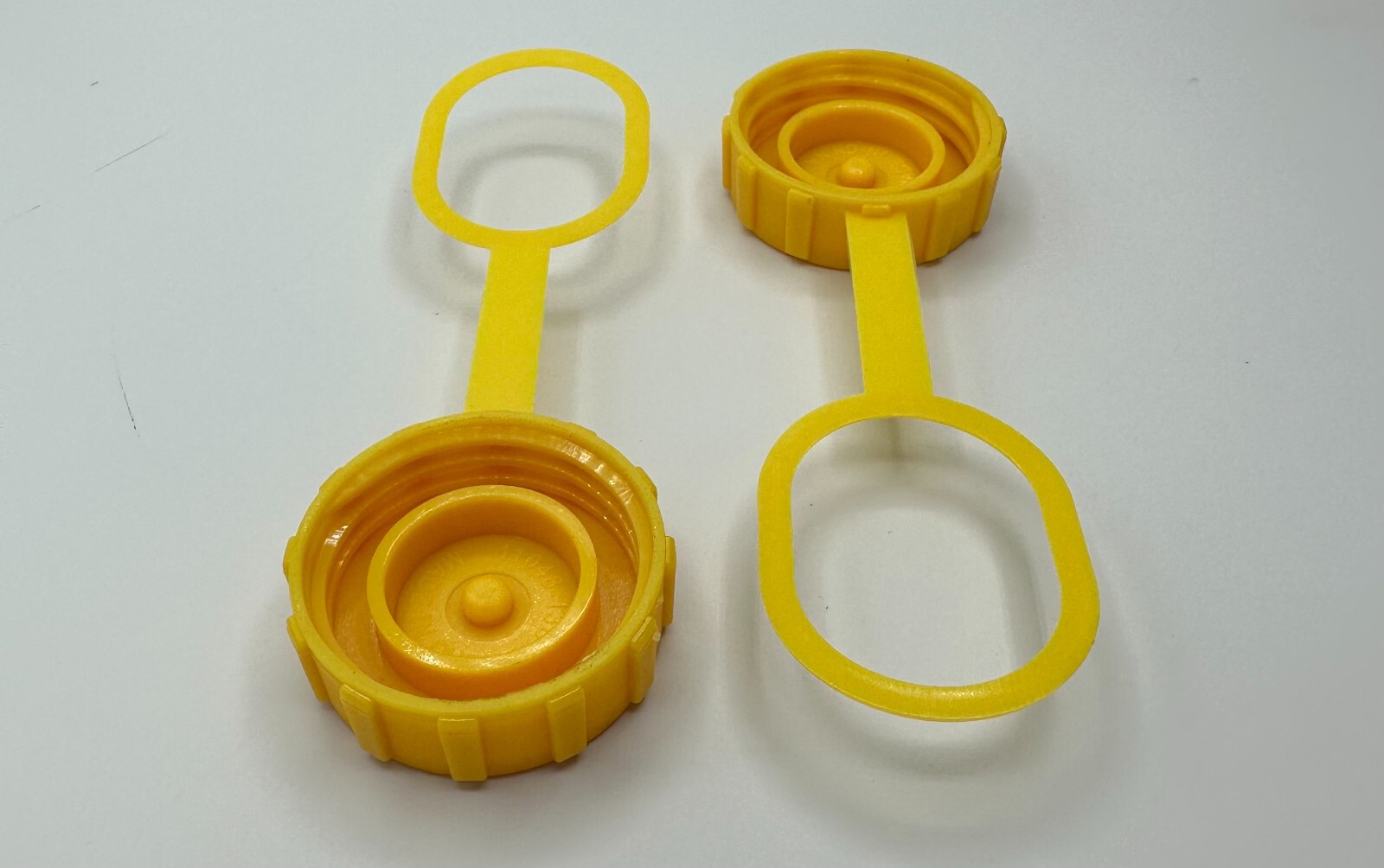 Pk 2 1-3/4″ Acme Propane Tank Fill Valve Plastic Cap w/ Tether – Forklift Tank