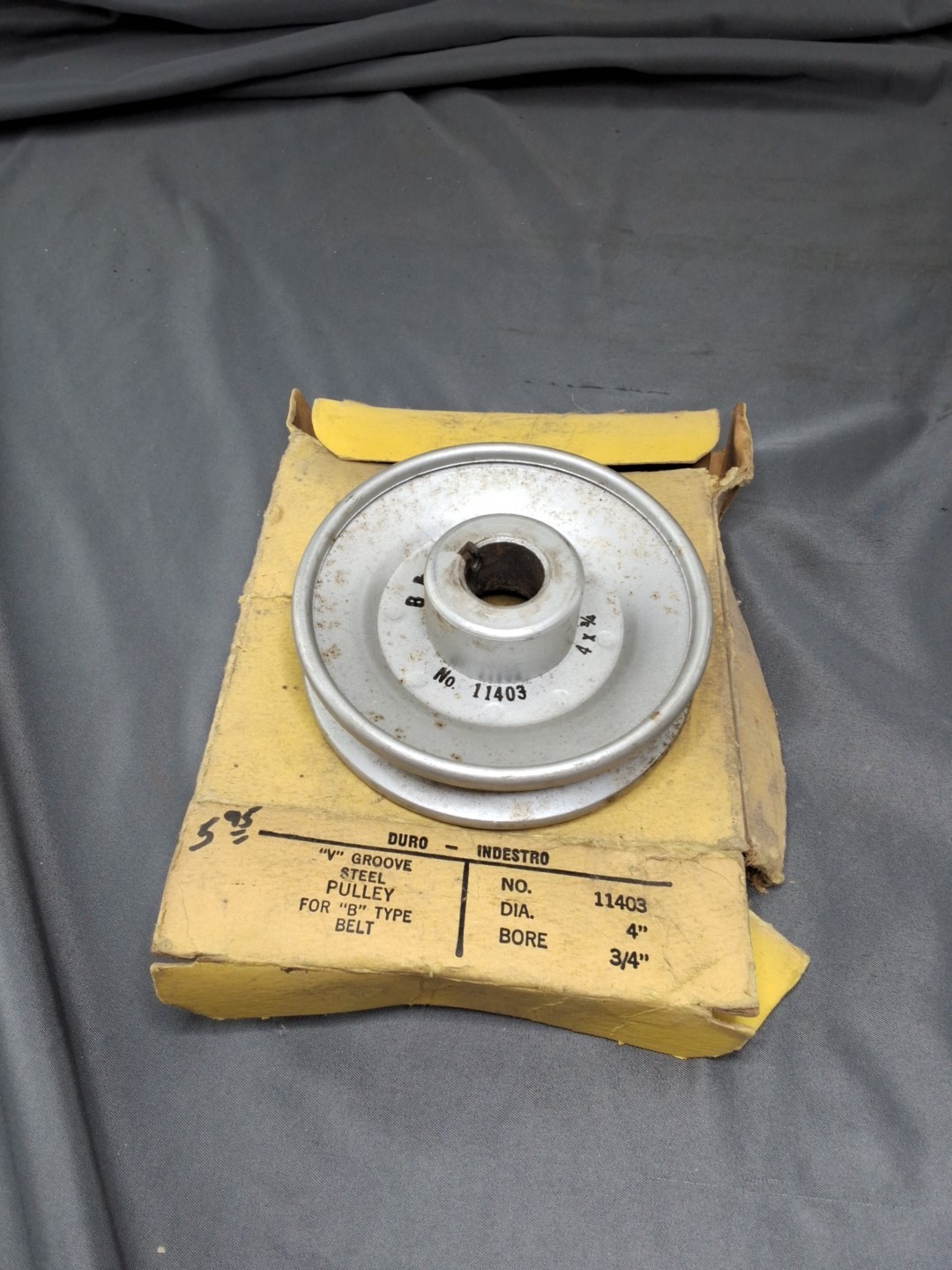 Duro-Indestro No. 11403 «V» Groove Steel Pulley for «B» Type Belt ~ 4″ ~ 3/4″