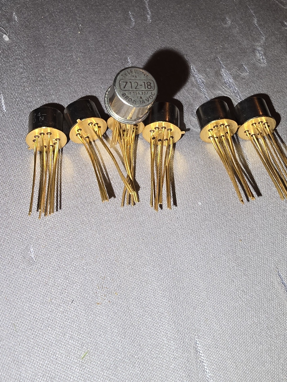 NOS Teledyne 712-18 Hermetically Sealed TO-5 Relay | 18VDC DPDT | Gold Contacts