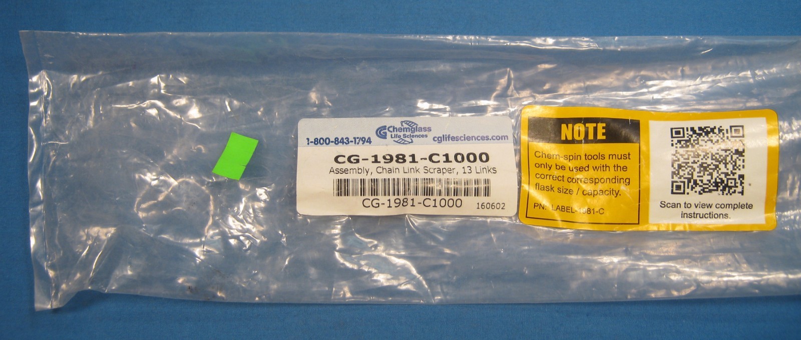 CHEMGLASS CHAIN LINK SCRAPER FOR 1000 ML FLASKS NEW OLD STOCK FREE SHIPPING