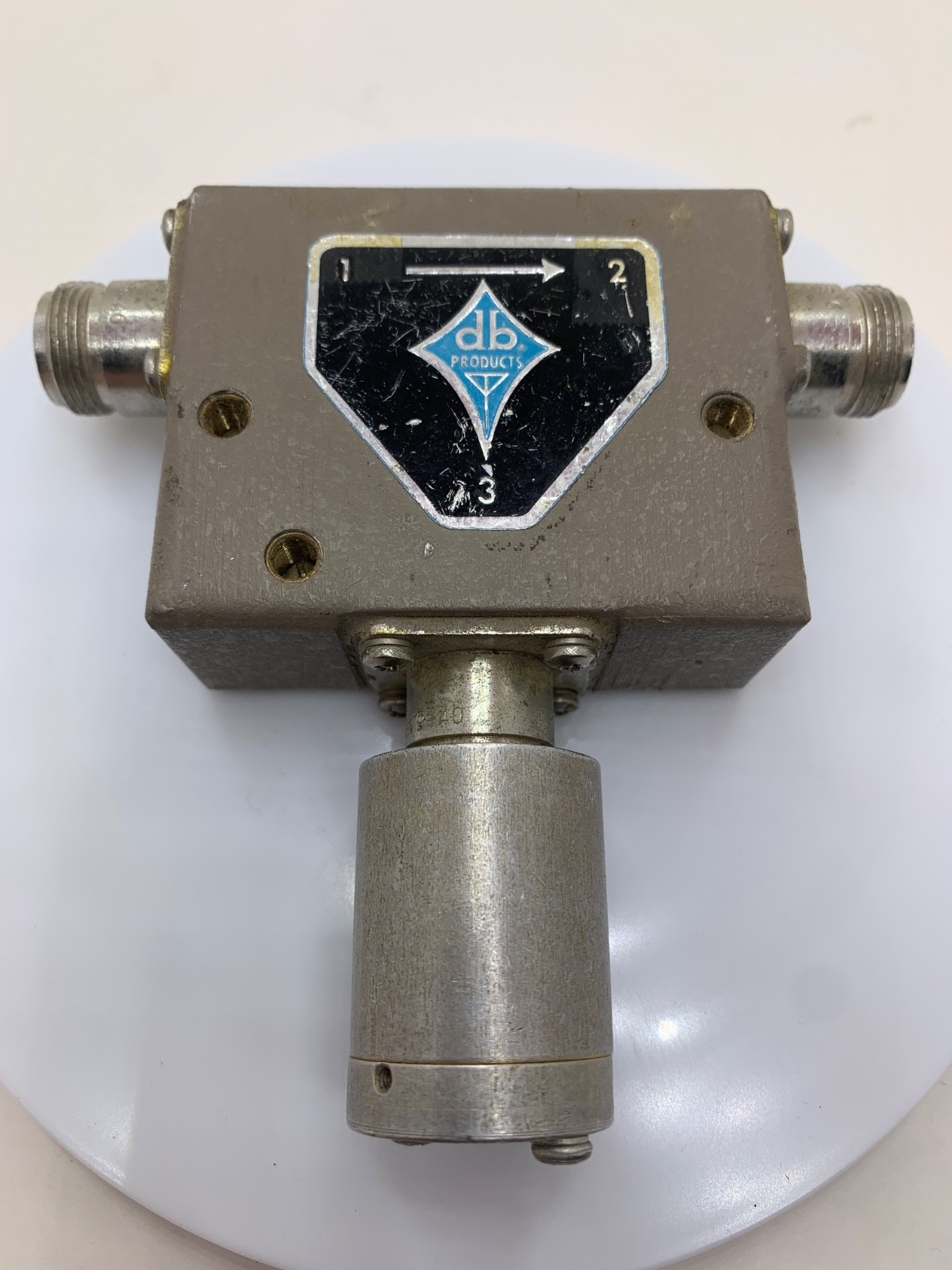 Decibel Products DB4325-B High Power UHF circulator w/Load Terminator UNtested