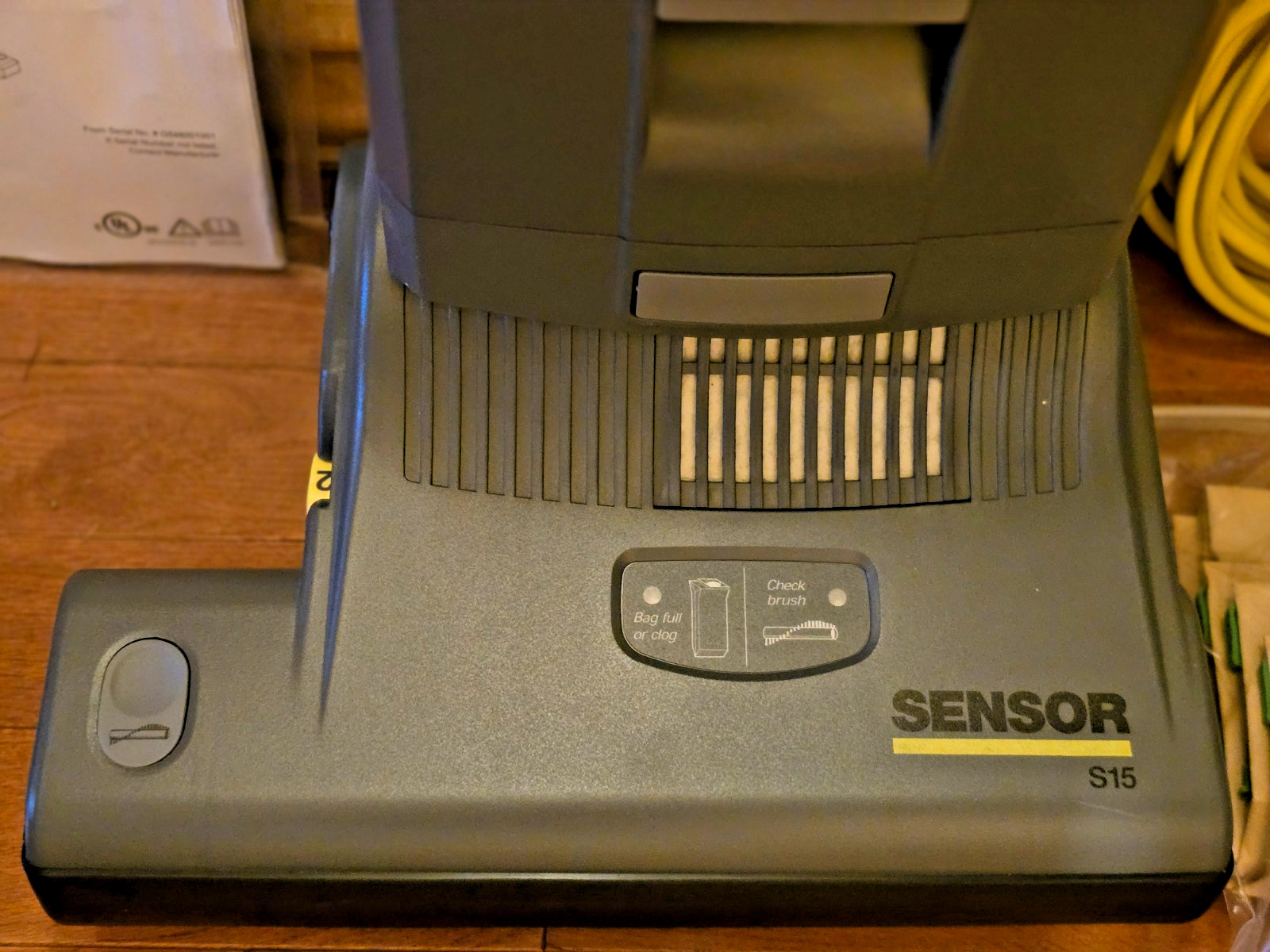 Karcher Windsor Sensor S15 15” Upright Vacuum, NEW NOB (missing small tool)