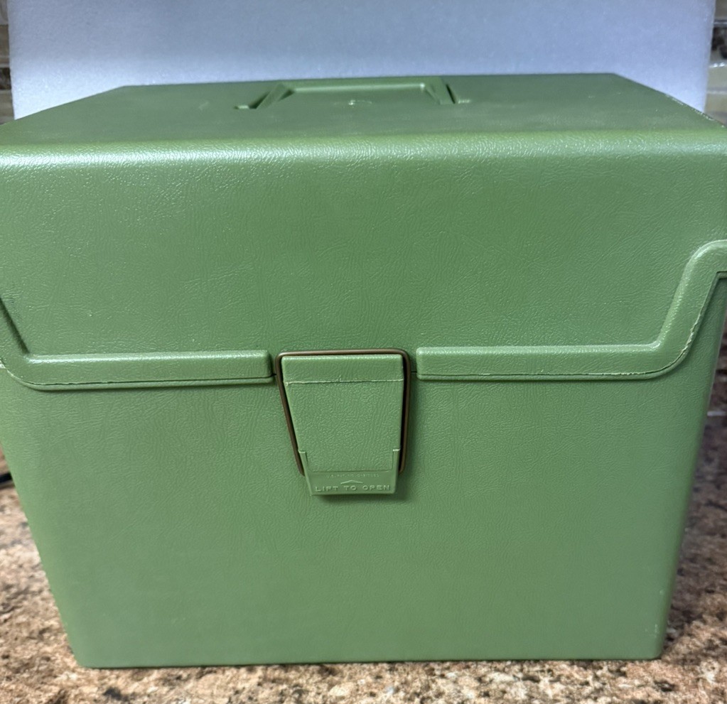 Vintage Retro 1972 Sterling Plastic Filing Storage Box Green Handle Made USA