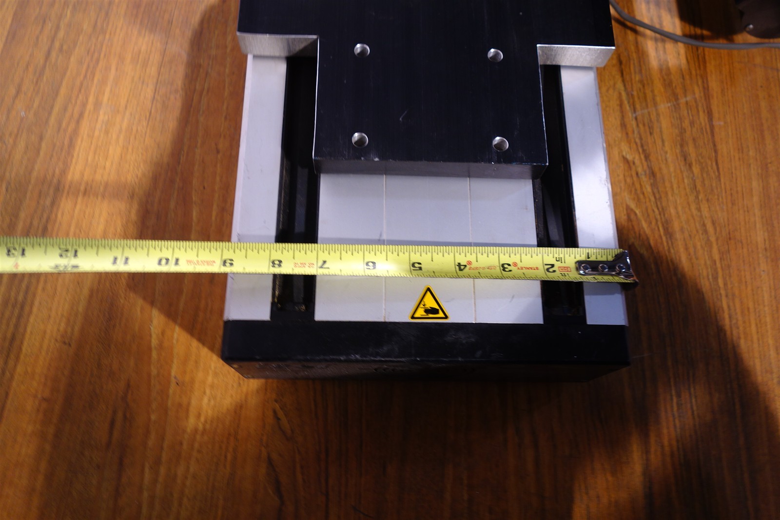 Isel Automation 490mm stage / Translation table with Dynetic 90VDC Servo Motor