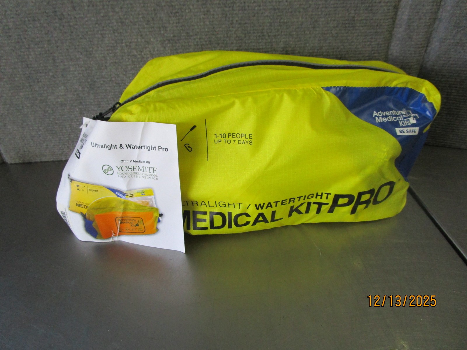 Adventure Medical Kit Ultralight Watertight Medical Kit Pro 1-10 People
