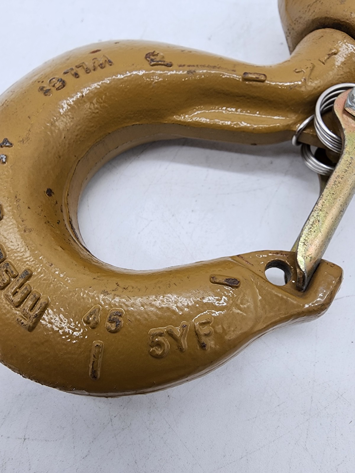 Crosby 5YB 4.5 Ton Swivel Eye Hoist Hook w/Latch Forged USA WLL 4.5T