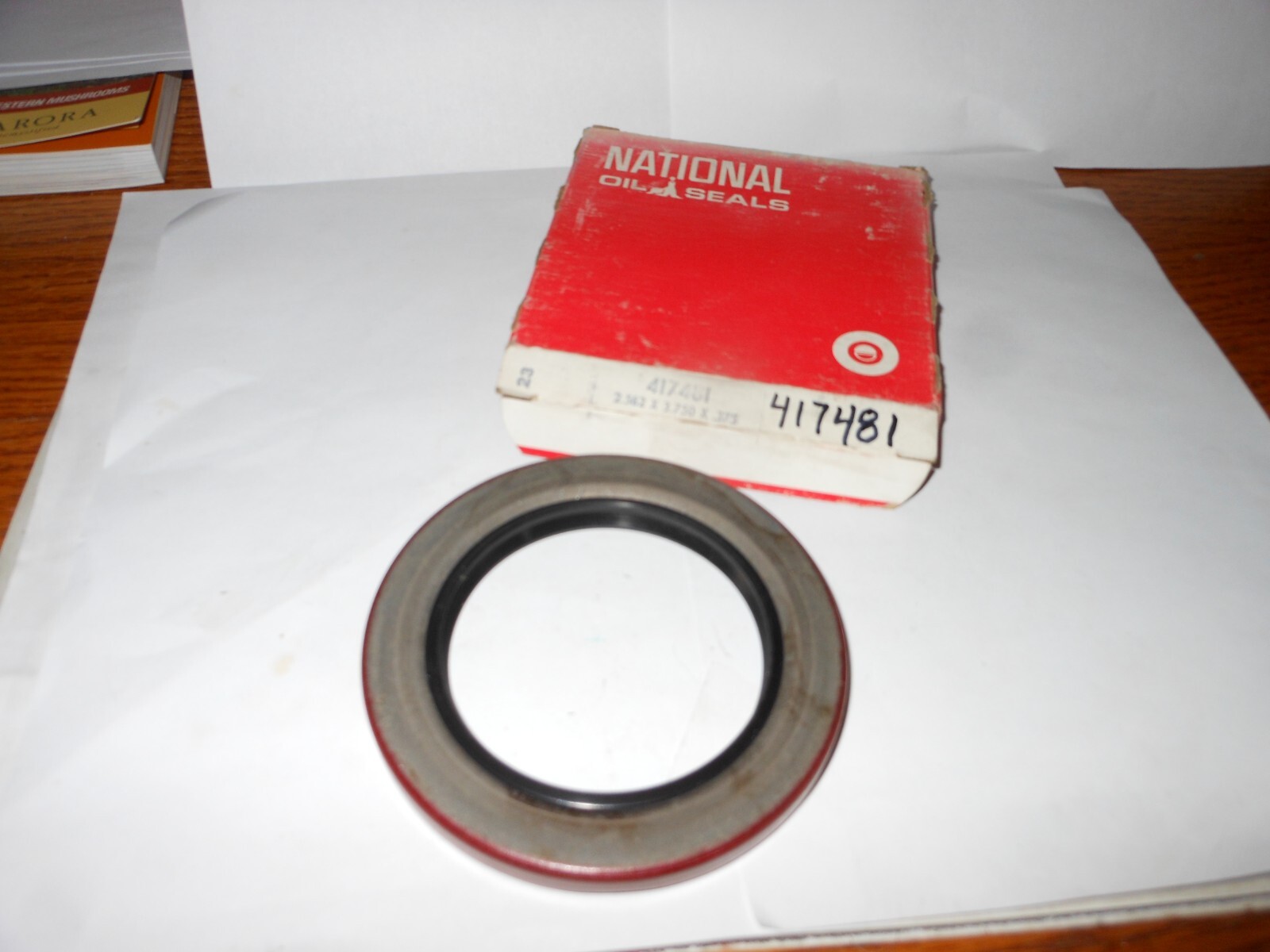 NATIONAL 417481 OIL SEAL = 2.562″ X 3.750″ X.375″~MADE IN USA
