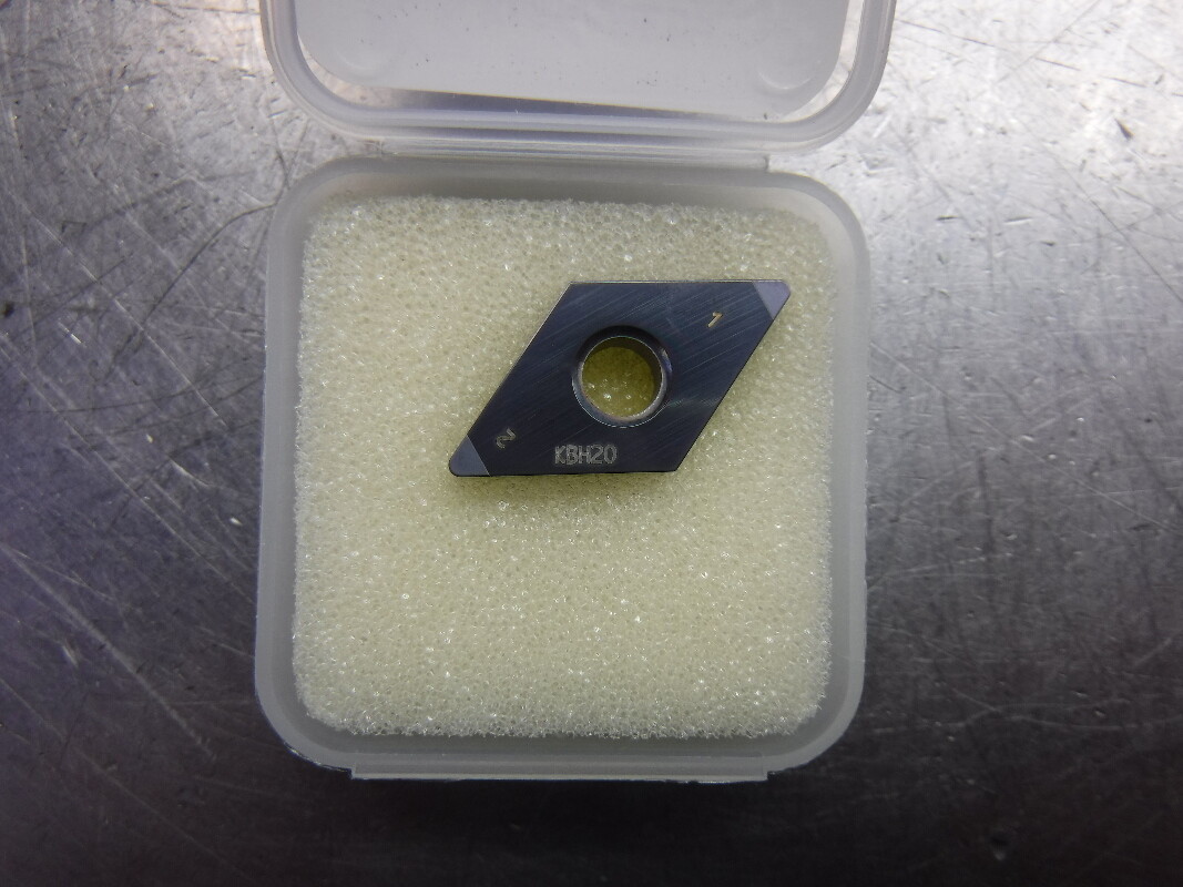 Kennametal PCBN Inserts QTY1 DNGA150408S01015MT / DNGA432S0415MT KBH20 (LOC1014A