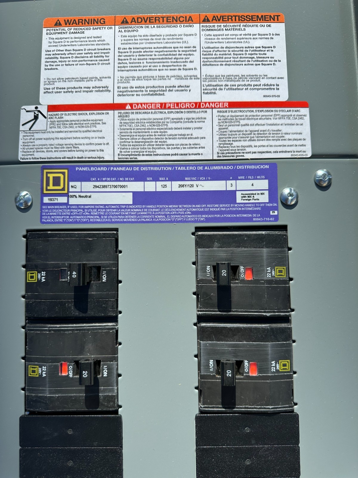 SQUARE D HCP 19385 MAIN LUG 600AMP I LINE panelboard