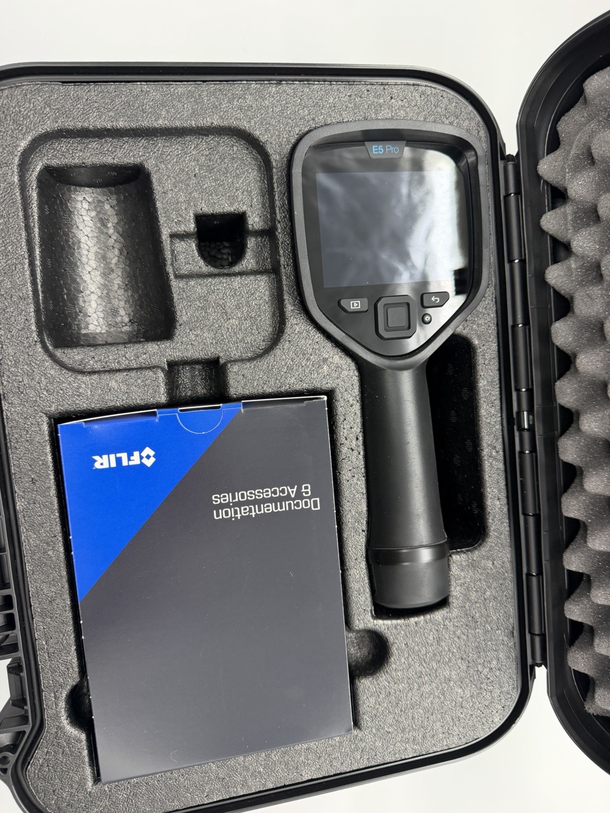 FLIR E5 Pro 160×120 Infrared Camera (13301-0101) Sealed never used