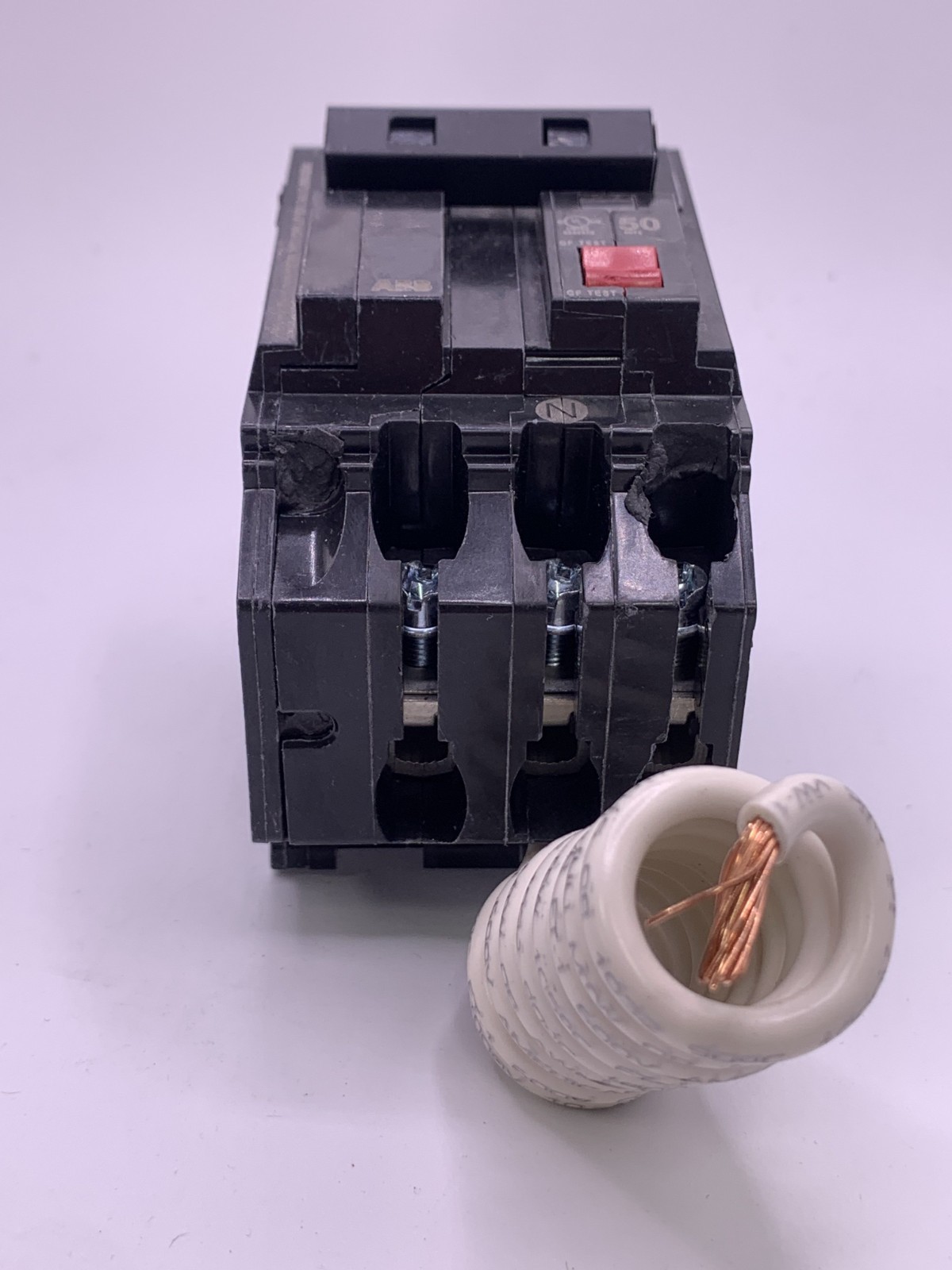 GE THQB2150GFT2 Miniature Circuit Breaker 2 Pole, 50A GFCI, 10kA @ 120/240VAC