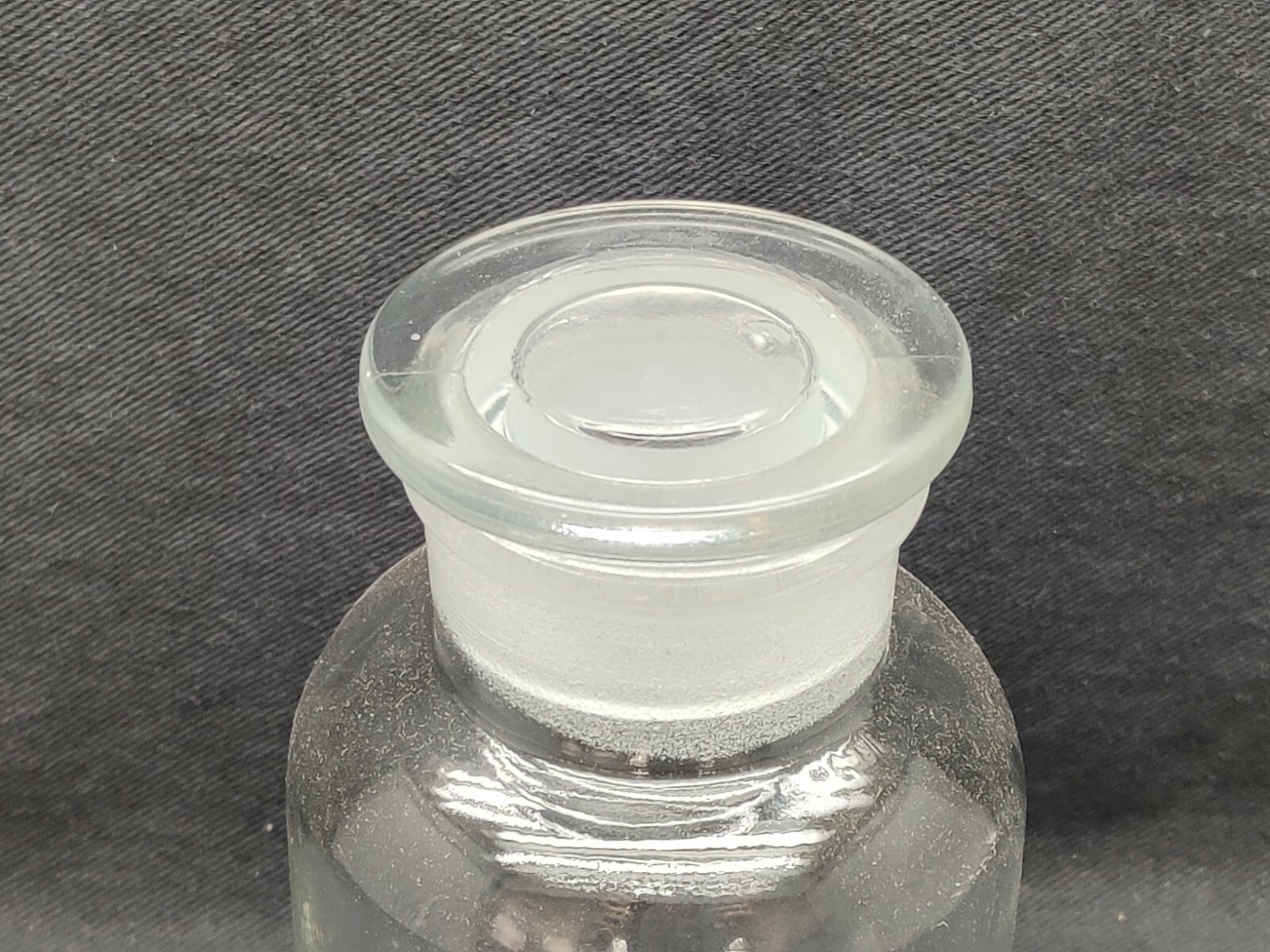 New Wheaton 500mL 16oz Glass Wide Mouth Reagent Bottle w/ Hood Stopper, 216139