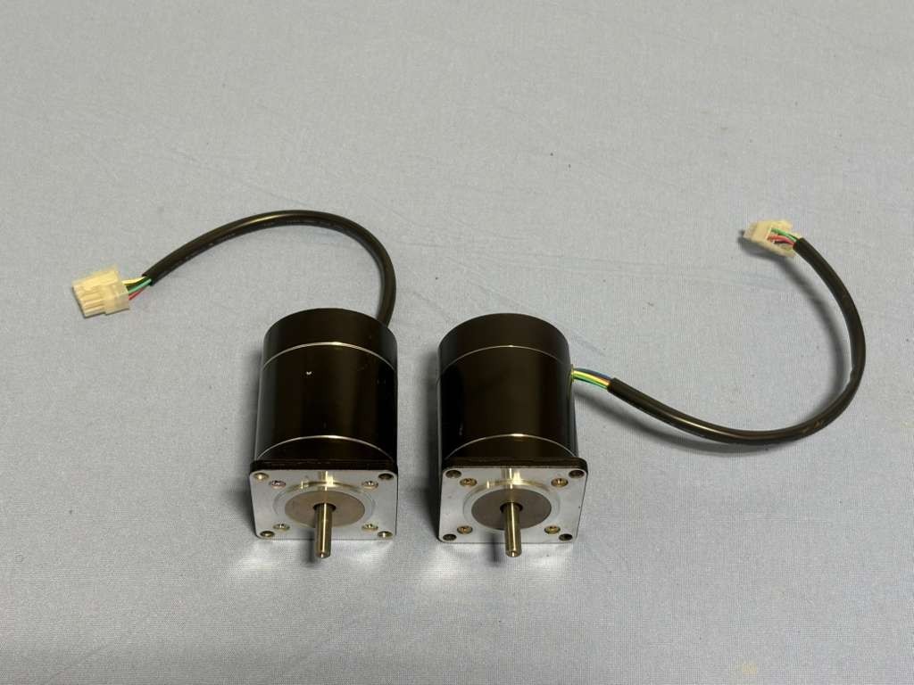 *LOT OF 2* Vexta Oriental 2-Phase Stepping Motor Model C6190-9212