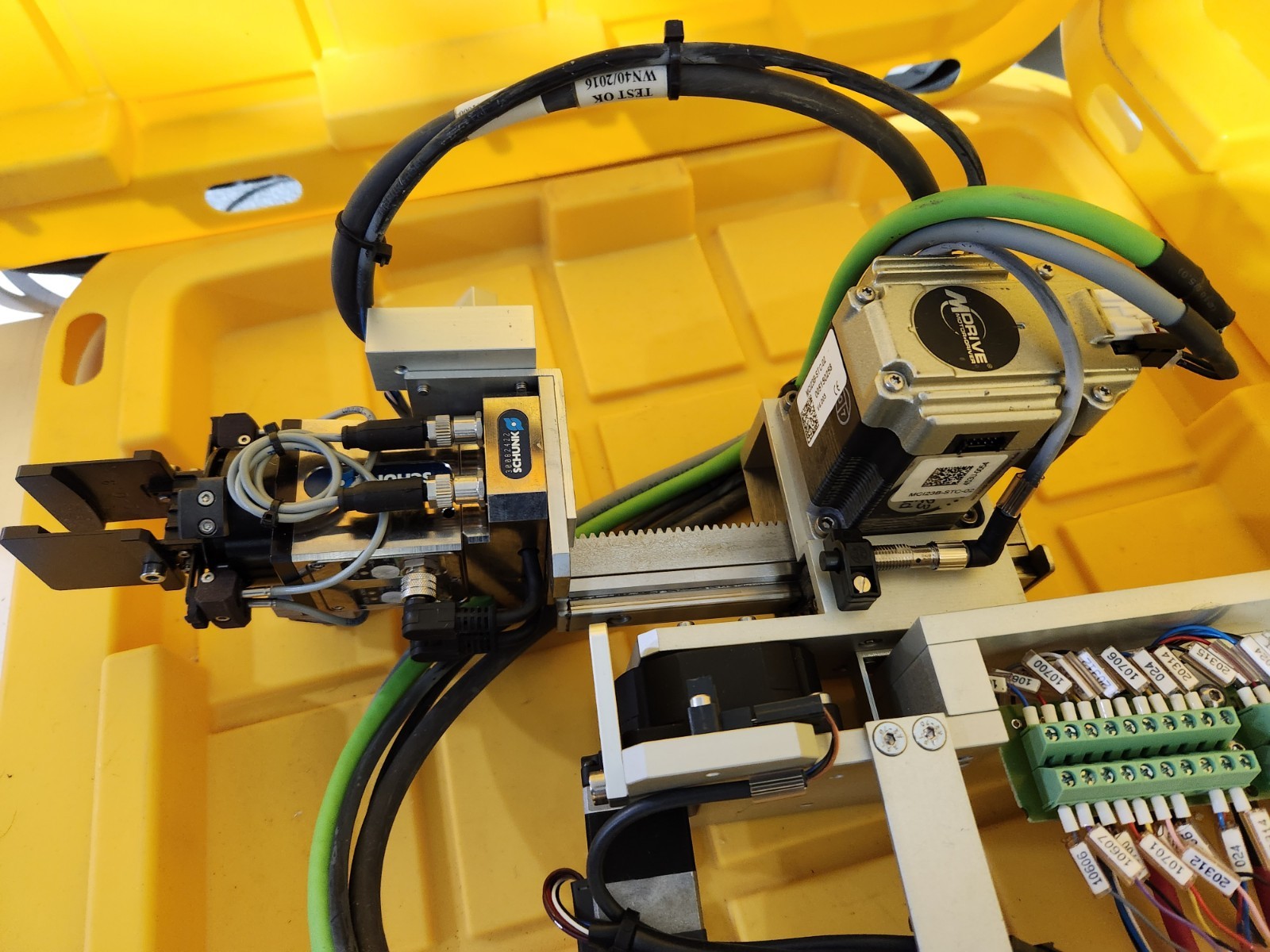 SCHUNK EGS 25-N-N / EGS25NN Gripper Custom Pick And Place Gripper Setup