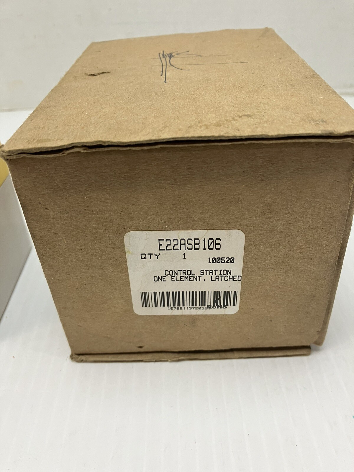 EATON E22ASB106 Emergency Stop Button Control Station