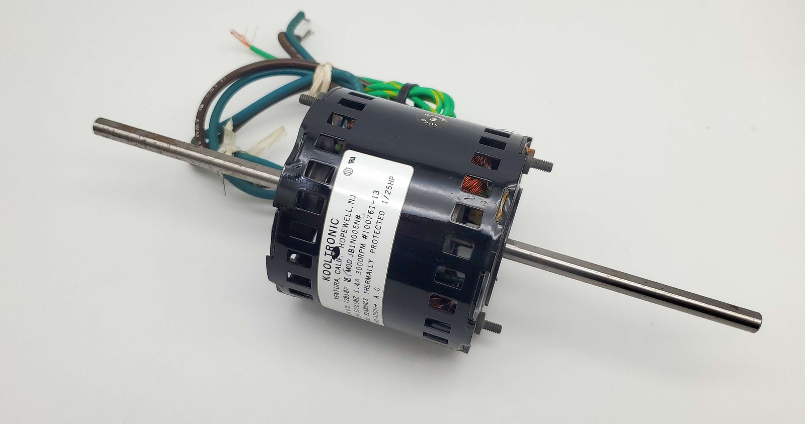 Kooltronic JB1N005N 1/25HP Motor 1.4A 115V 3000 RPM 2x 0.32″ D 3.82″ L Shaft