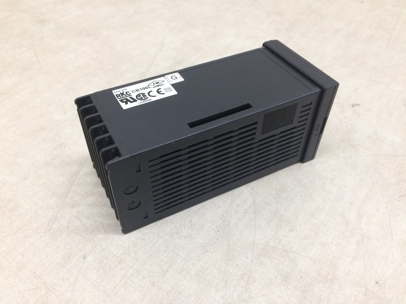 RKC CB100L Temperature Limit Controller Indicator 50/60Hz 100/240VAC Digital